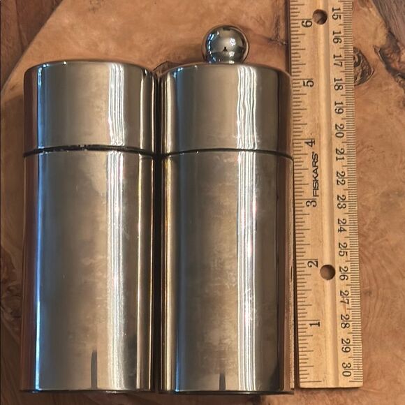 Olde Thompson Chrome Silver Salt Shaker and Peppermill - Picture 7 of 7